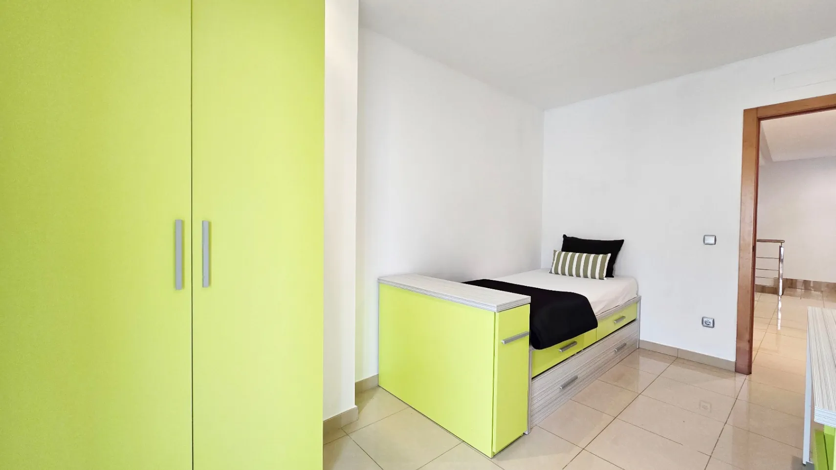 Casa con garaje en venta en Ráfol de Almunia