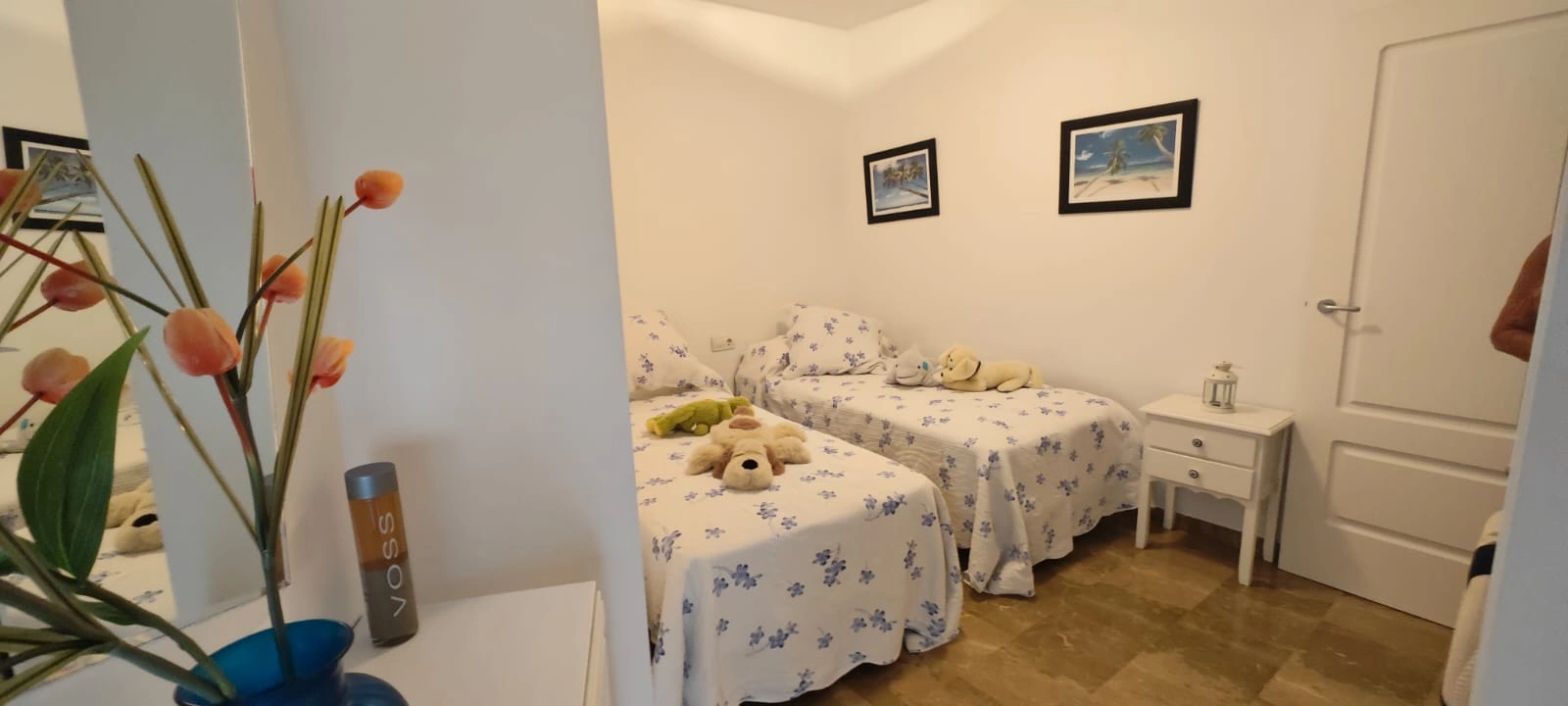APARTAMENTO "ZONA" AVD. MIGUEL HERNANDEZ / CARRER DEL FURS / PLAZA BENIDORM