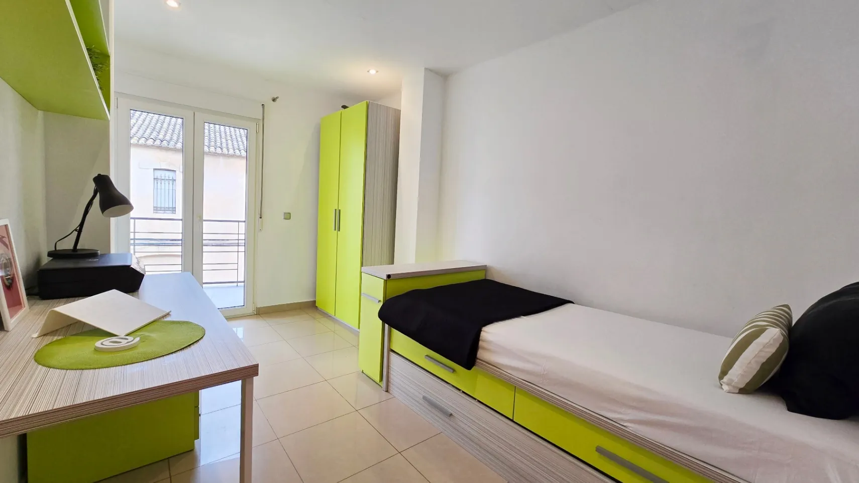 Casa con garaje en venta en Ráfol de Almunia