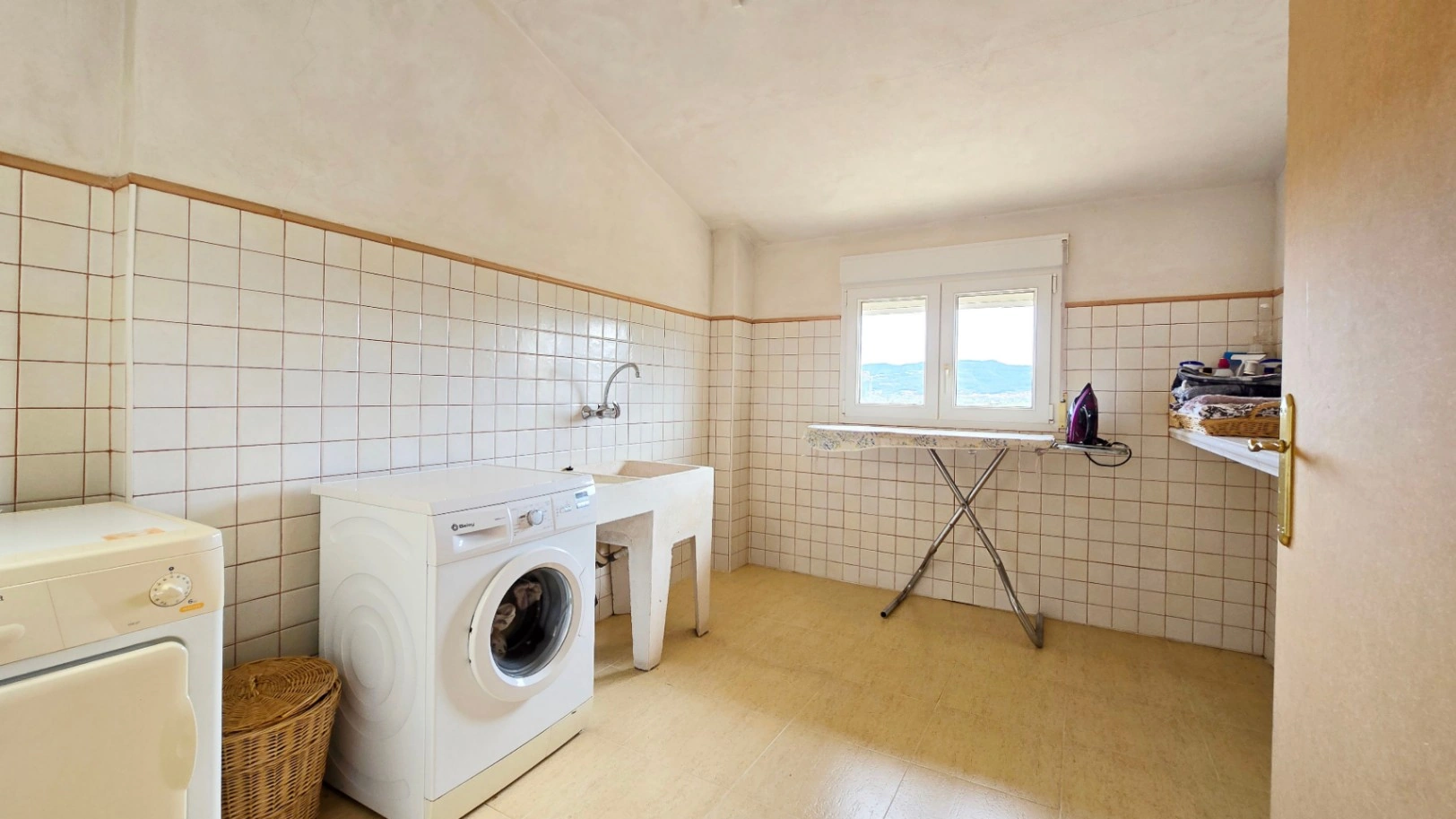 Casa con garaje en venta en Ráfol de Almunia