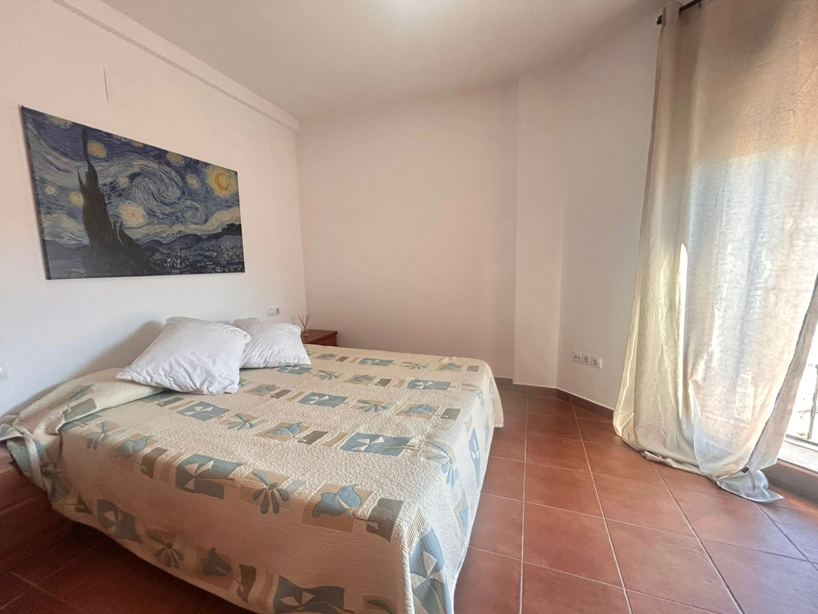 Dúplex luminoso en Llosa de Camacho con terraza