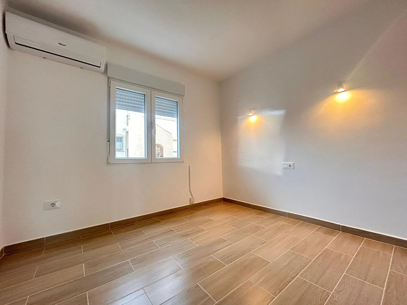 Apartamento completamente reformado en la playa
