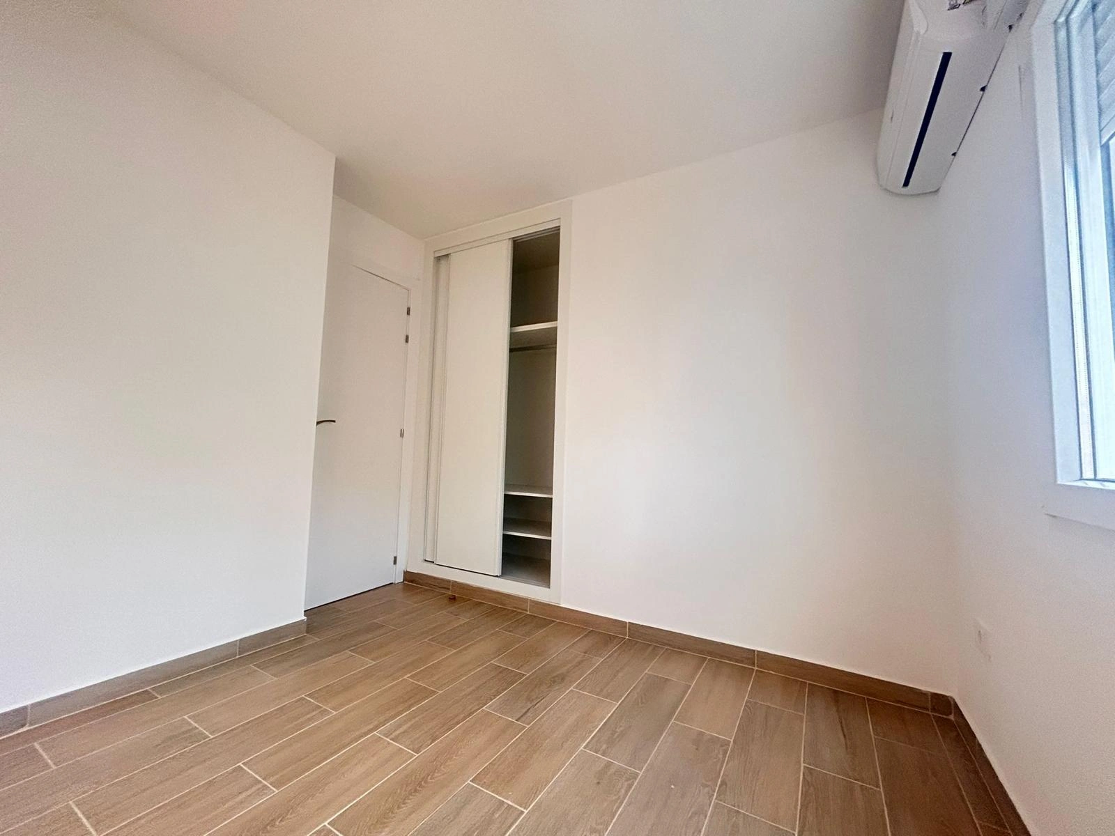 Apartamento completamente reformado en la playa