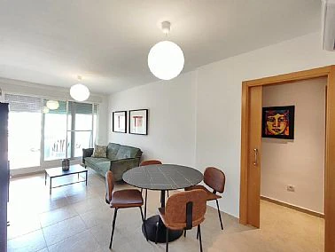 Apartamento junto a una estupenda playa de arena en el corazón de la playa de Las Marinas de Dénia,