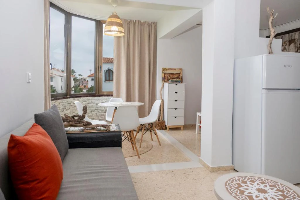 Apartamento turístico en urbanización de playa de Las Marinas en Dénia