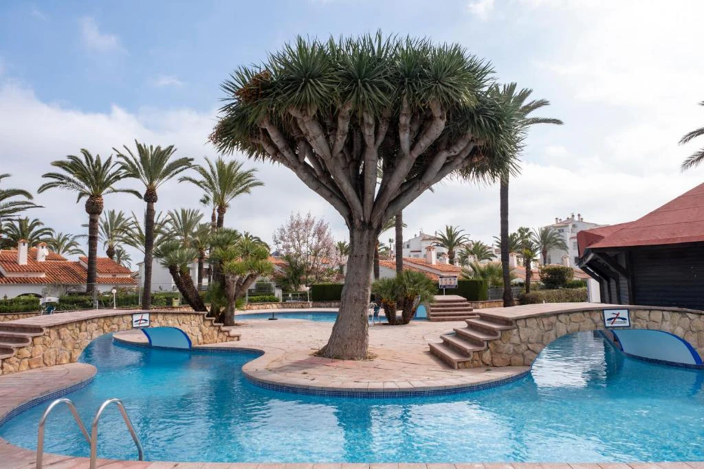 Apartamento turístico en urbanización de playa de Las Marinas en Dénia