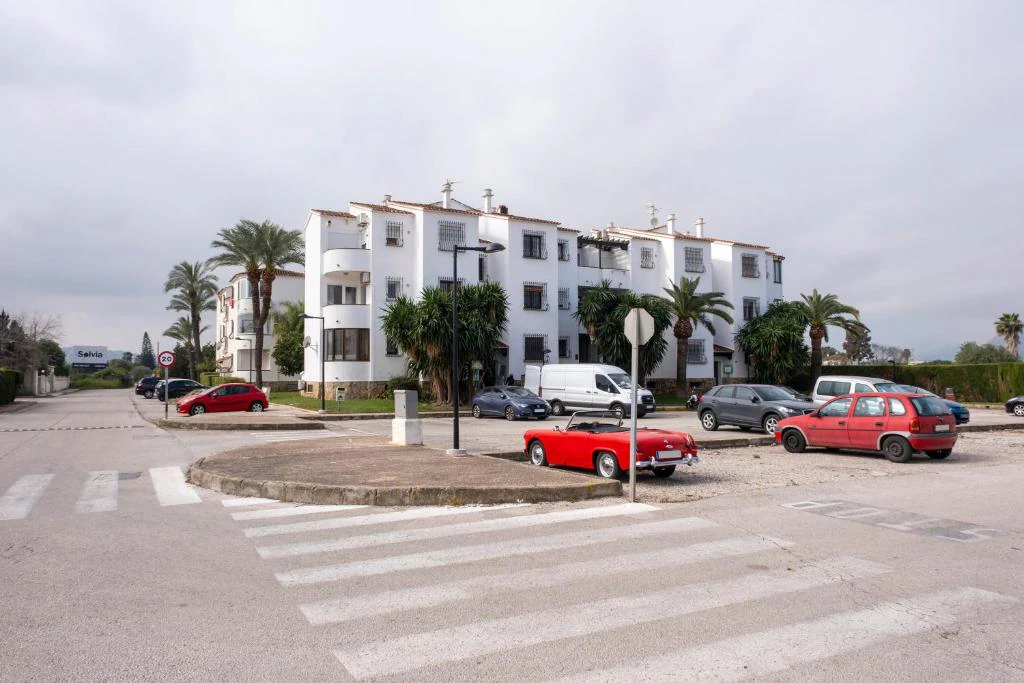 Apartamento turístico en urbanización de playa de Las Marinas en Dénia