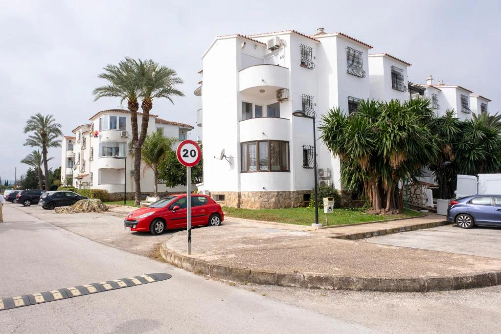 Apartamento turístico en urbanización de playa de Las Marinas en Dénia