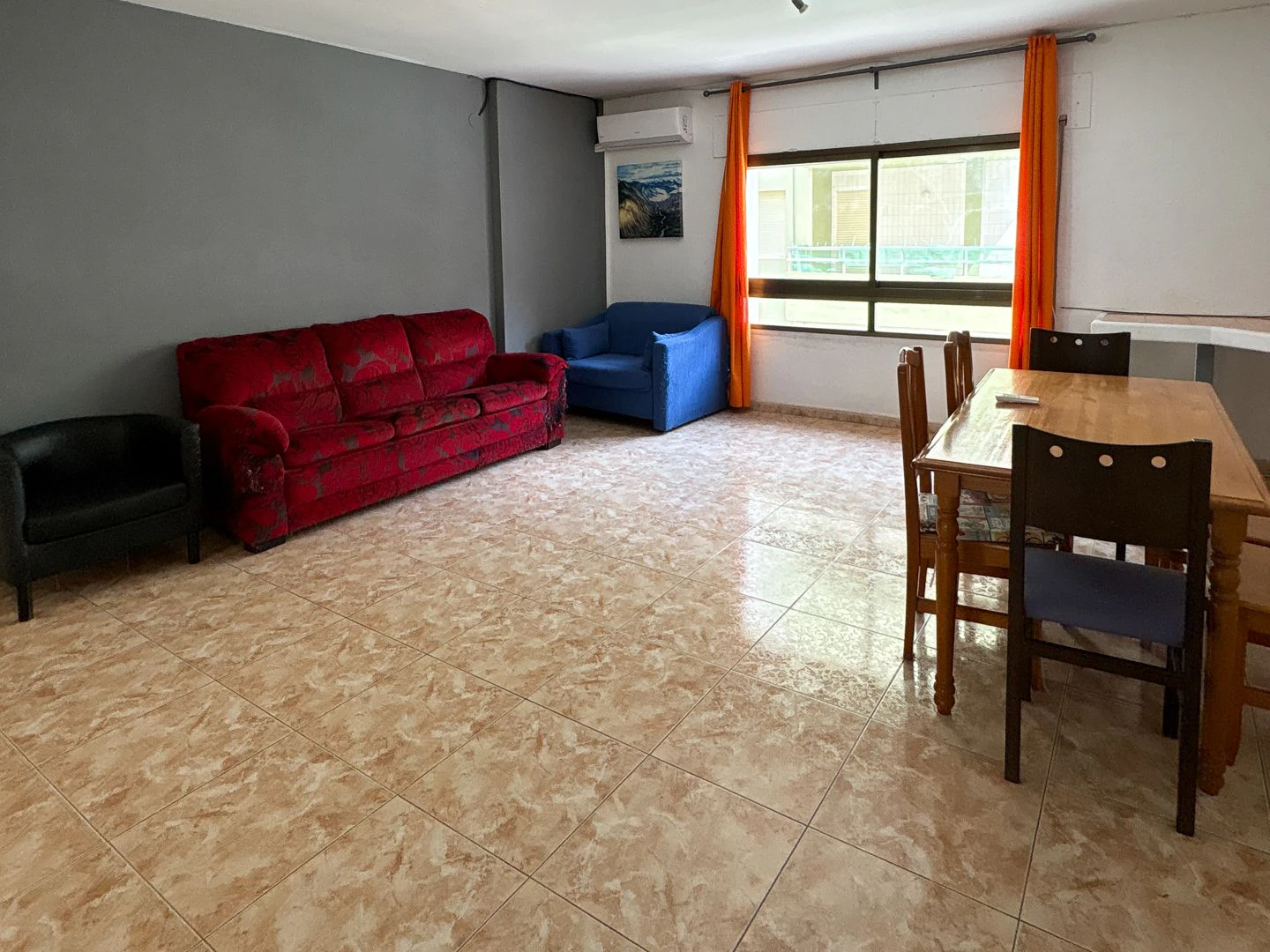 Oportunidad en Dénia: El equilibrio perfecto entre inversión y hogar