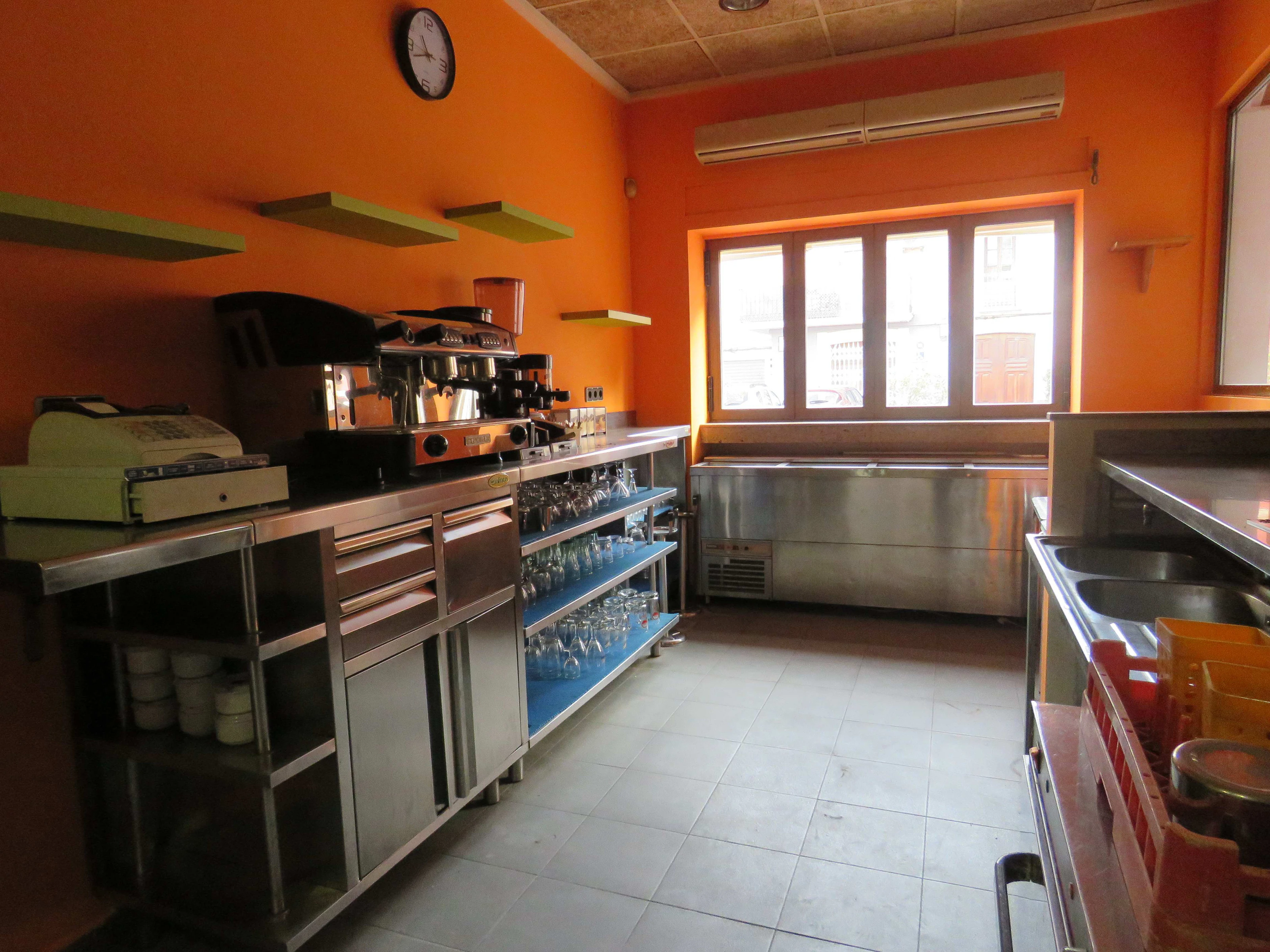 Bar en el centro de El Verger.