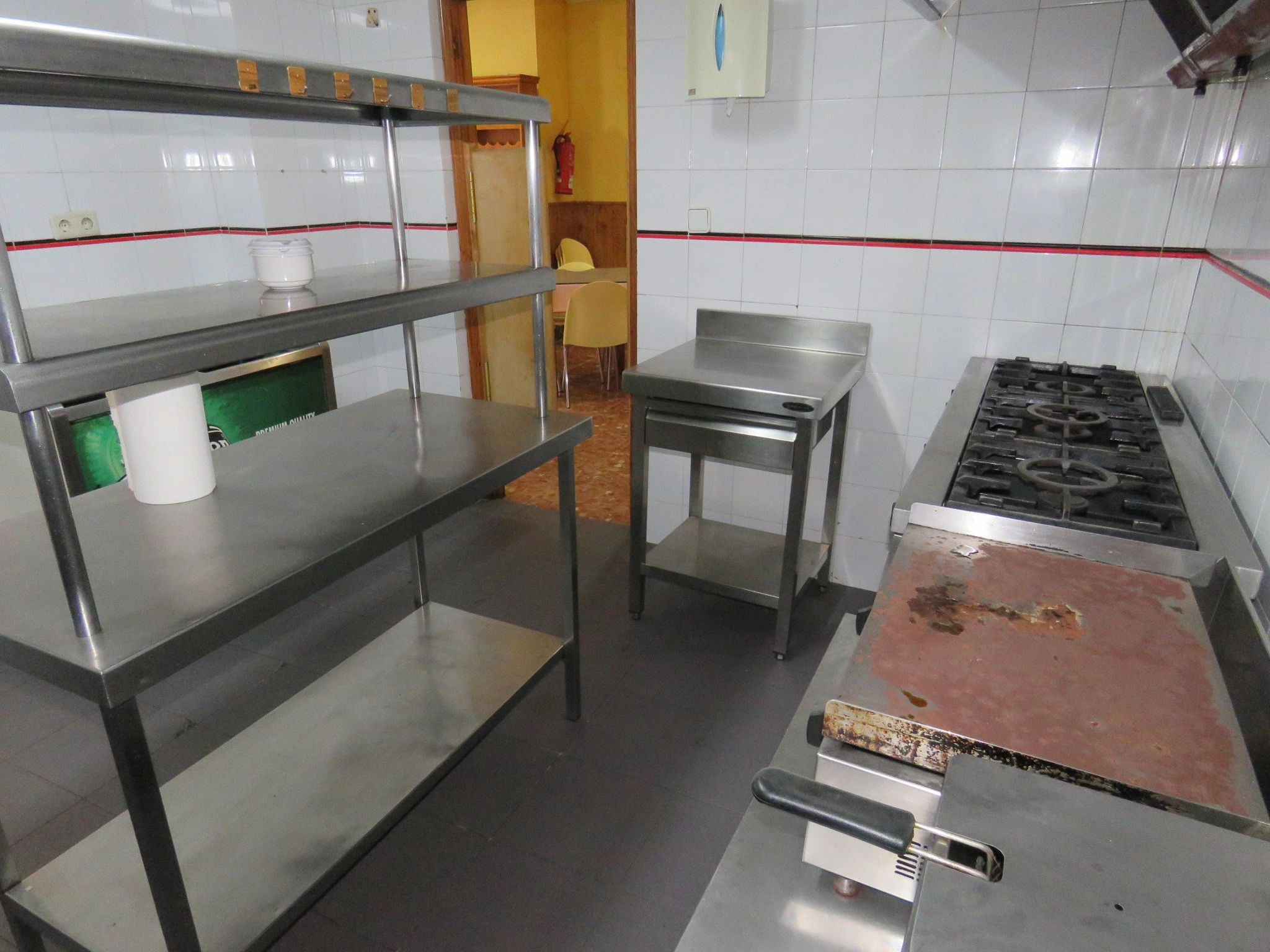 Local en venta en C/Sagunto, Dénia.