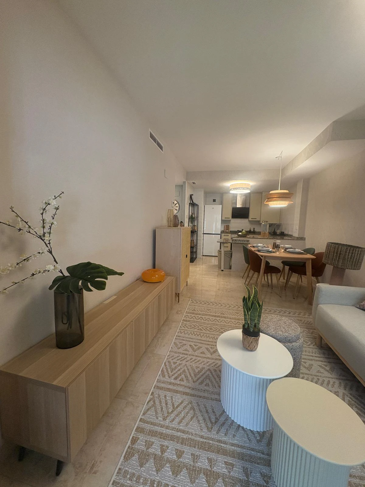 Apartamento reformado de 1 dormitorio en Denia con piscina comunitaria
