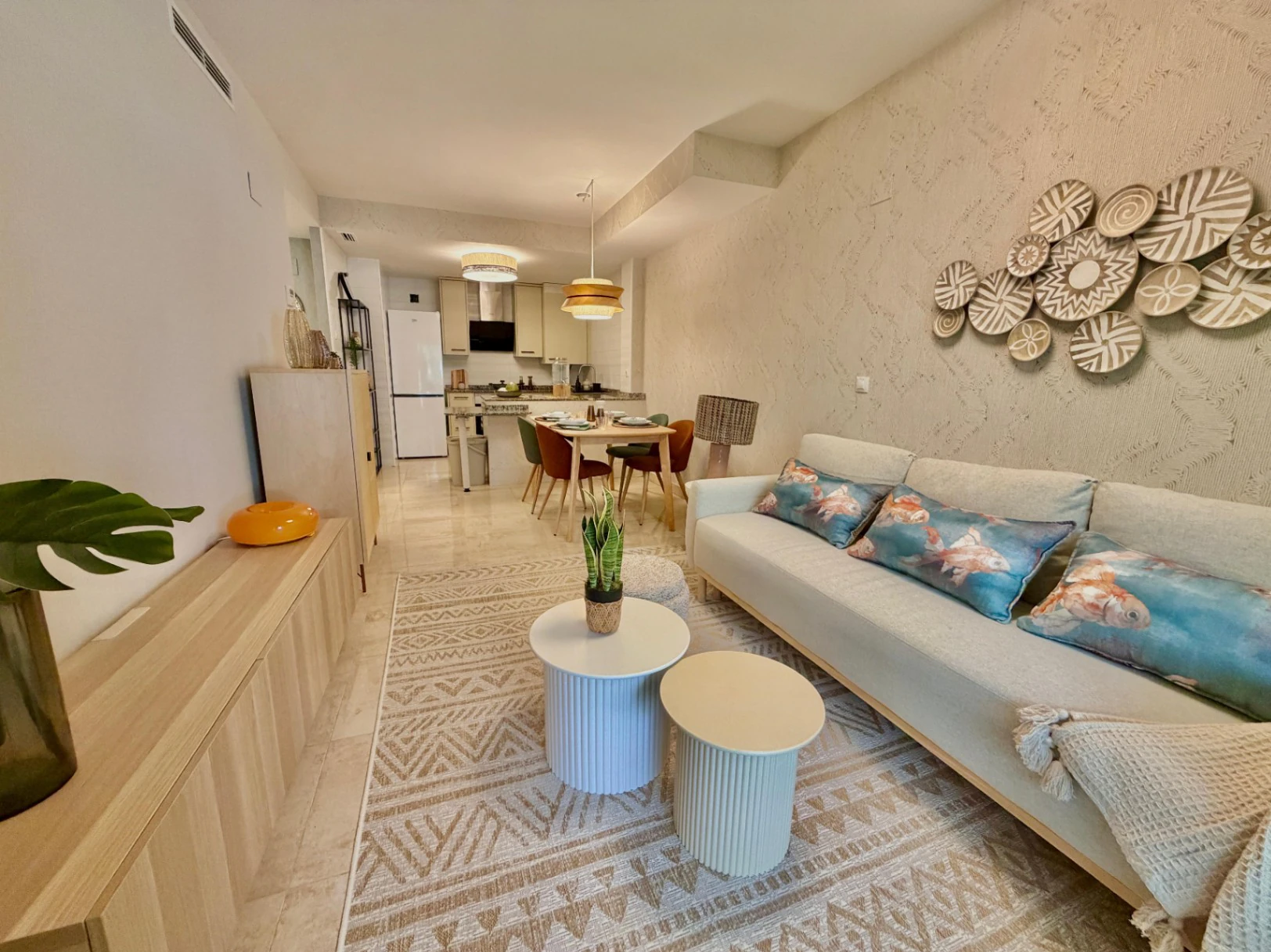 Apartamento reformado de 1 dormitorio en Denia con piscina comunitaria
