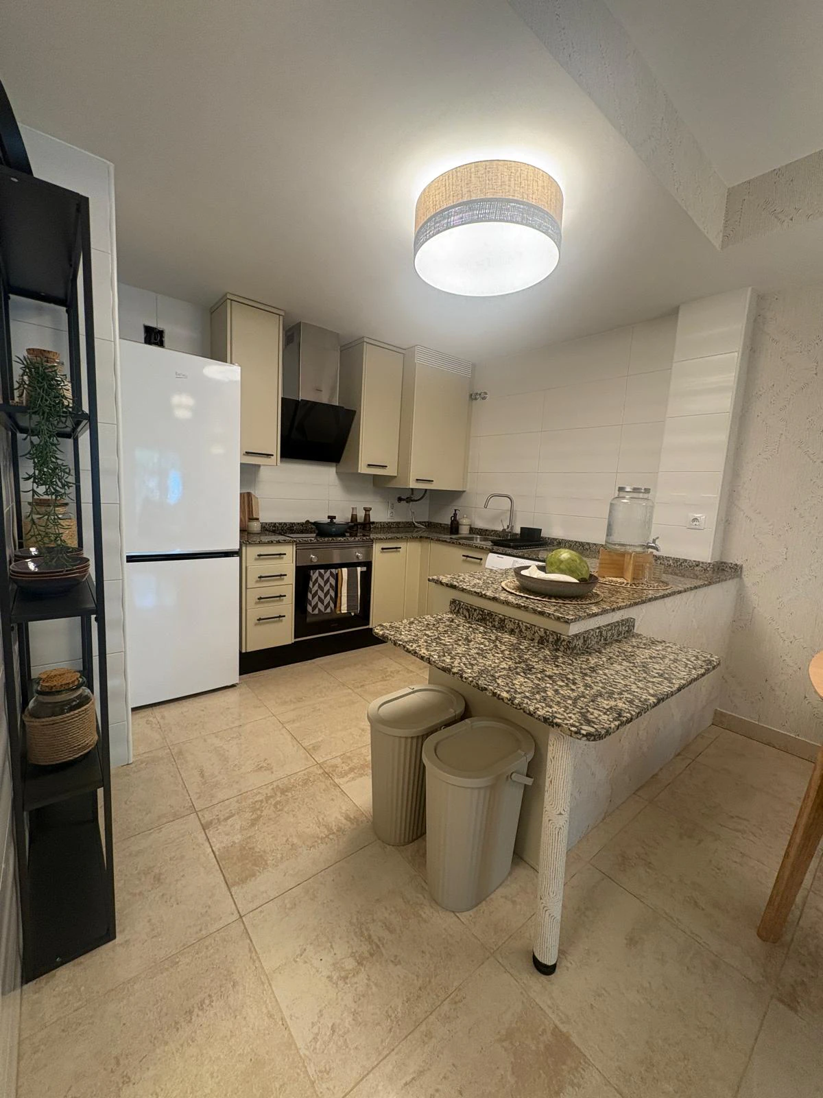 Apartamento reformado de 1 dormitorio en Denia con piscina comunitaria