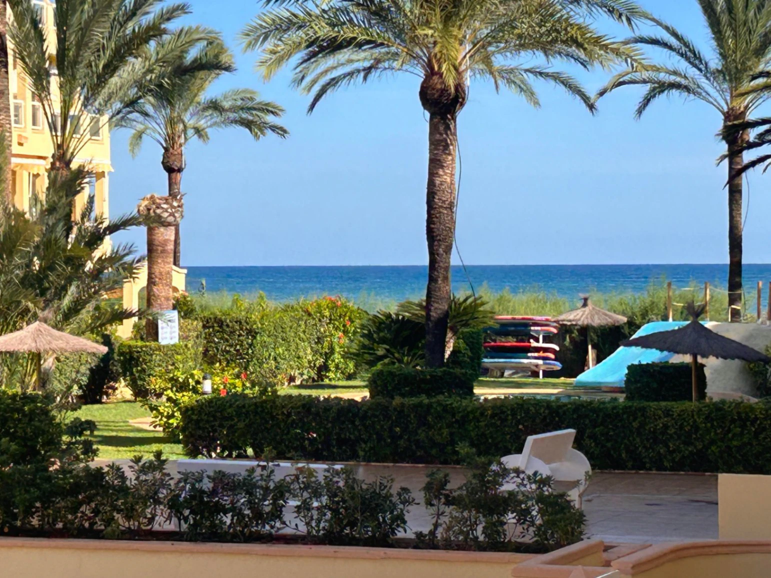 Apartment am Strand in der Gegend von Las Brisas.