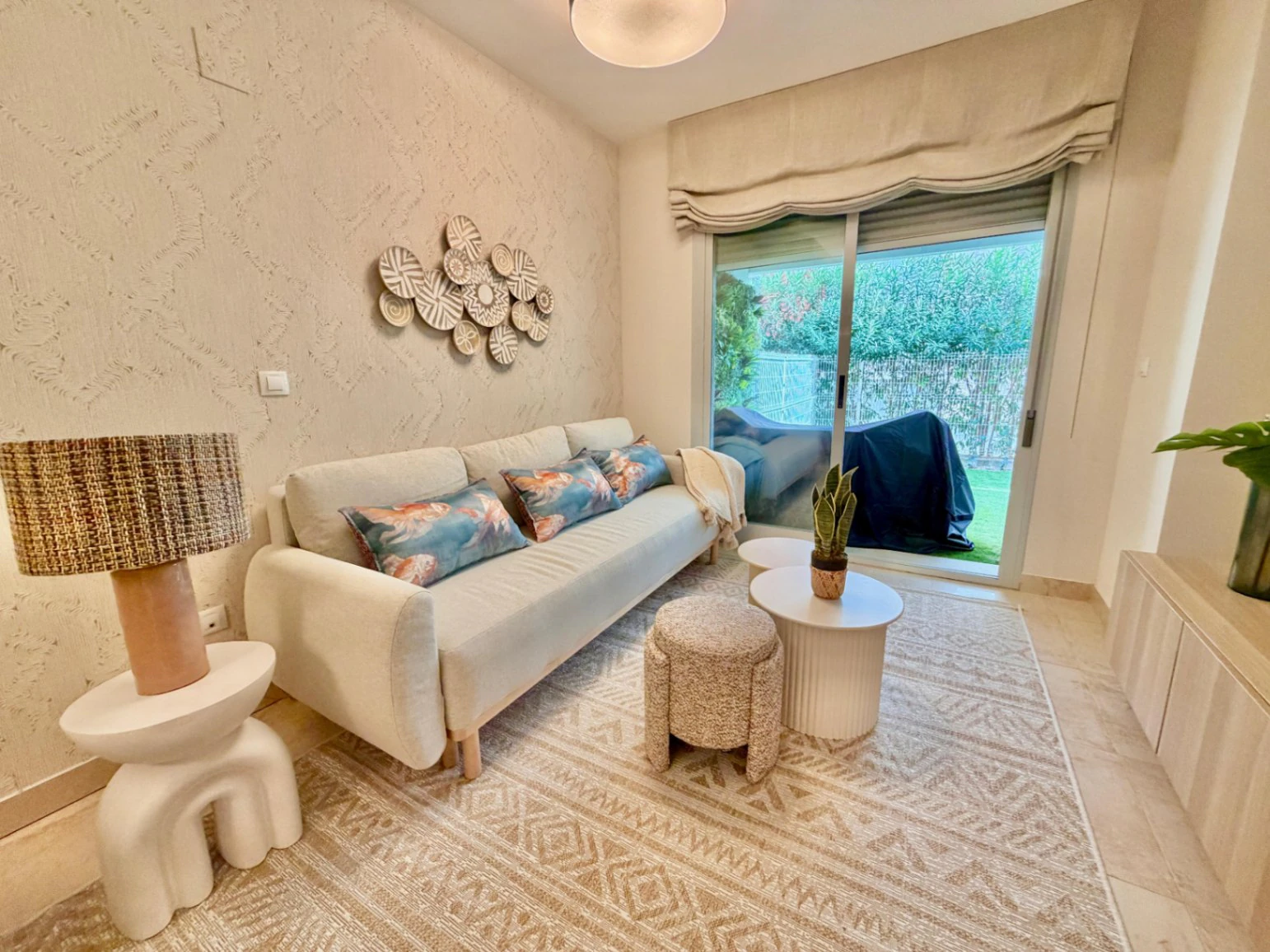 Apartamento reformado de 1 dormitorio en Denia con piscina comunitaria