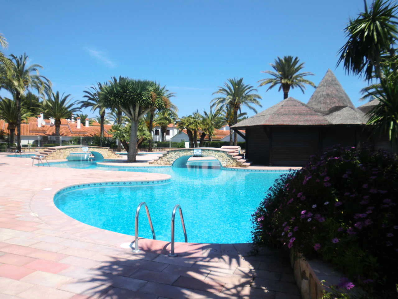 Apartamento en urbanización de playa en Las Marinas de Dénia.