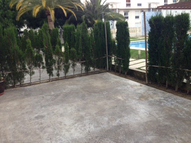 Apartamento muy bien situado en playa de Las Marinas, cerca de la playa y de la ciudad.