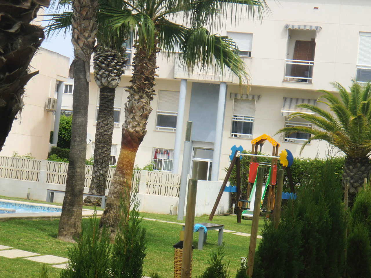 Apartamento muy bien situado en playa de Las Marinas, cerca de la playa y de la ciudad.