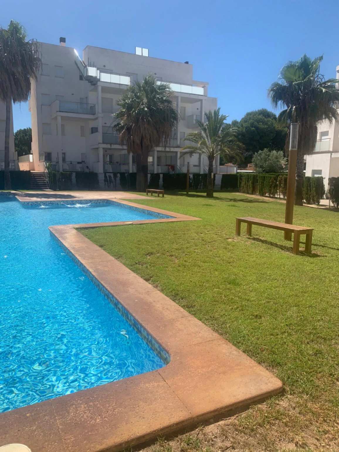 Apartamento muy bien situado en playa de Las Marinas, cerca de la playa y de la ciudad.