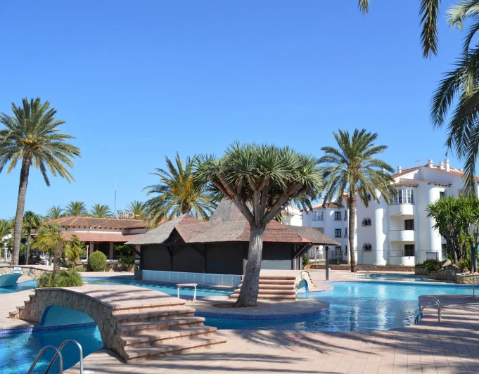 Apartamento en urbanización de playa en Las Marinas de Dénia.