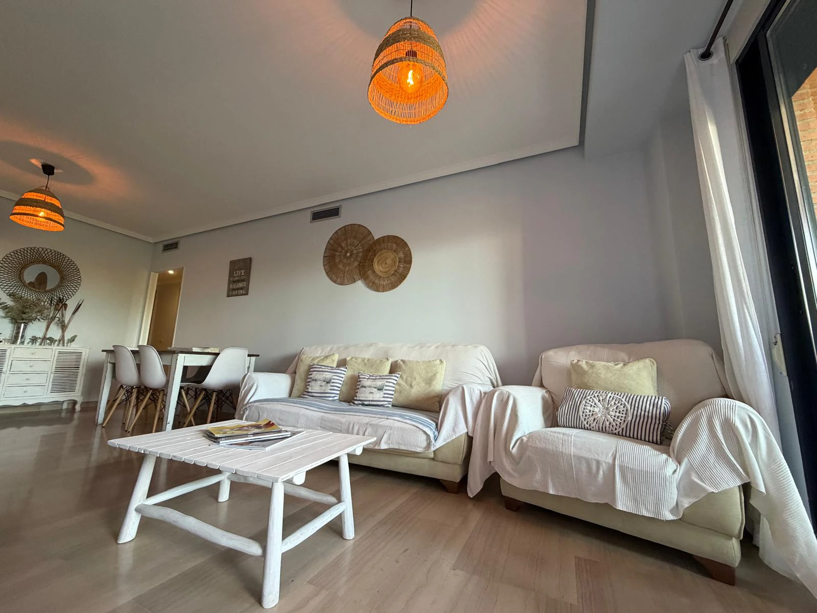 INMEJORABLE APARTAMENTO EN DENIA