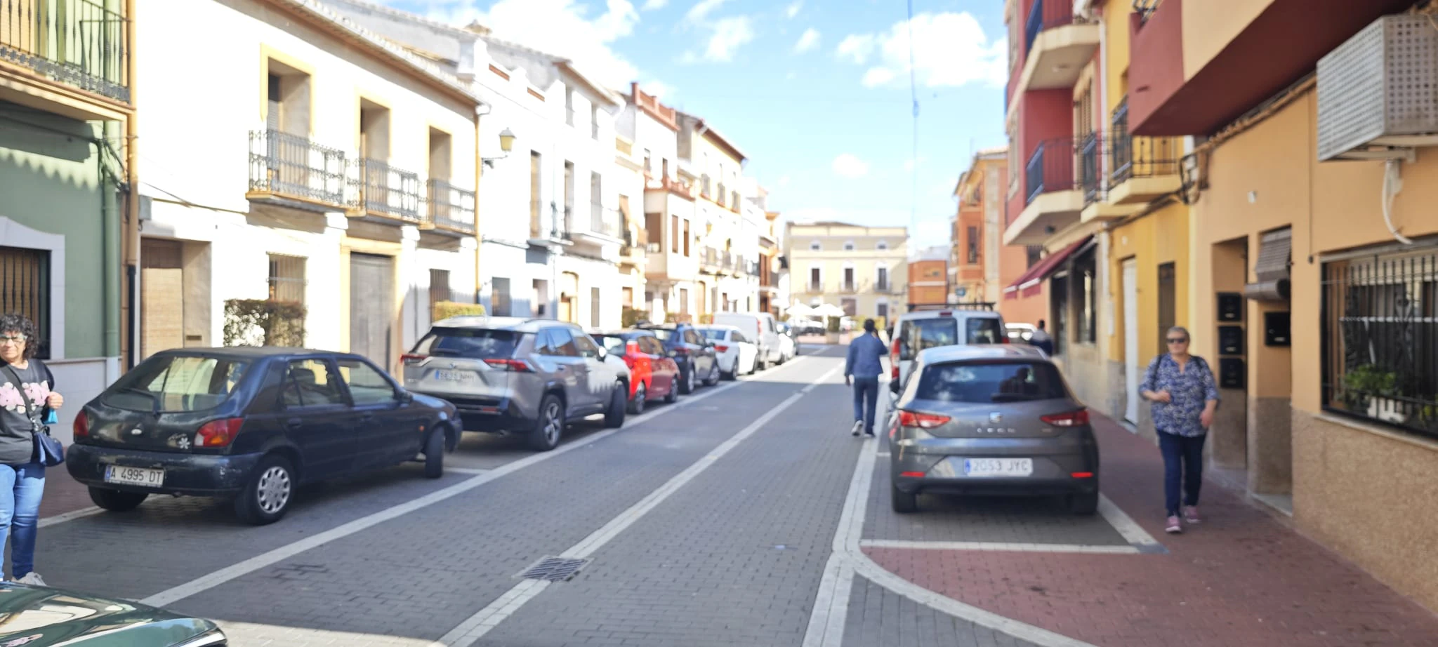 CASA DE PUEBLO MUY CENTRICA EN EL VERGEL / Realizamos la AutoRenovacion