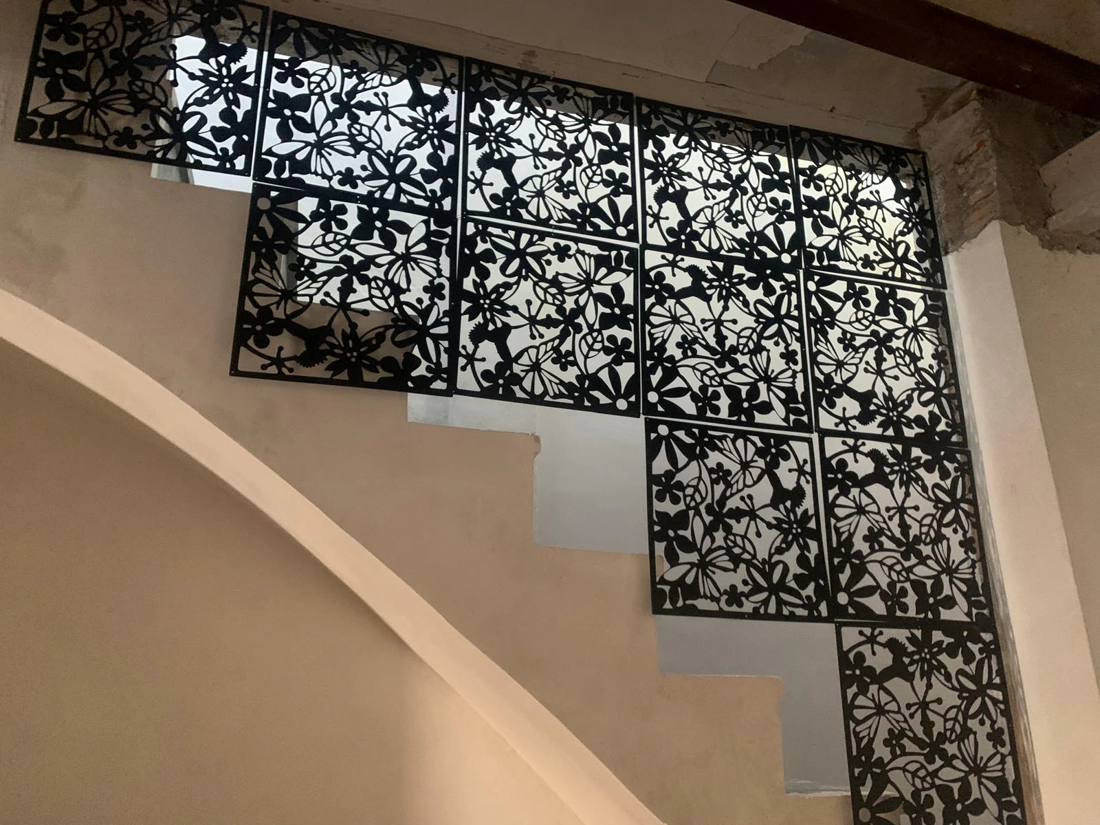 CASA PUEBLO ESQUINERA EN PILES