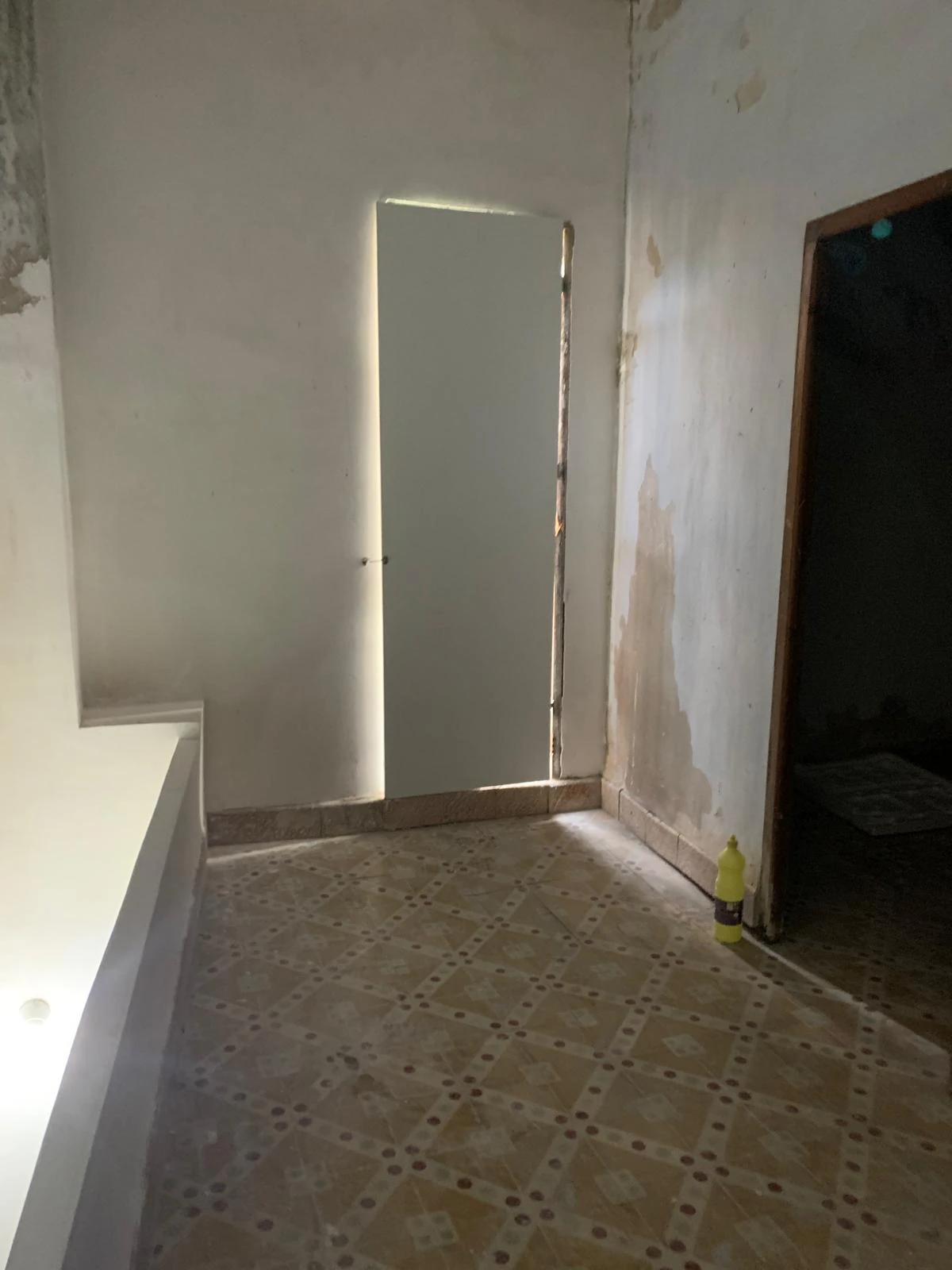 CASA PUEBLO ESQUINERA EN PILES