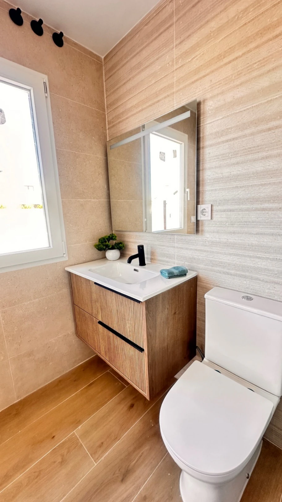 VENTA DE CHALET INDEPENDIENTE (NO ADOSADOS) ALTO STANDING, OBRA NUEVA, EN ZONA DE DENIA