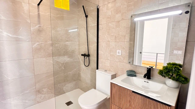 VENTA DE CHALET INDEPENDIENTE (NO ADOSADOS) ALTO STANDING, OBRA NUEVA, EN ZONA DE DENIA