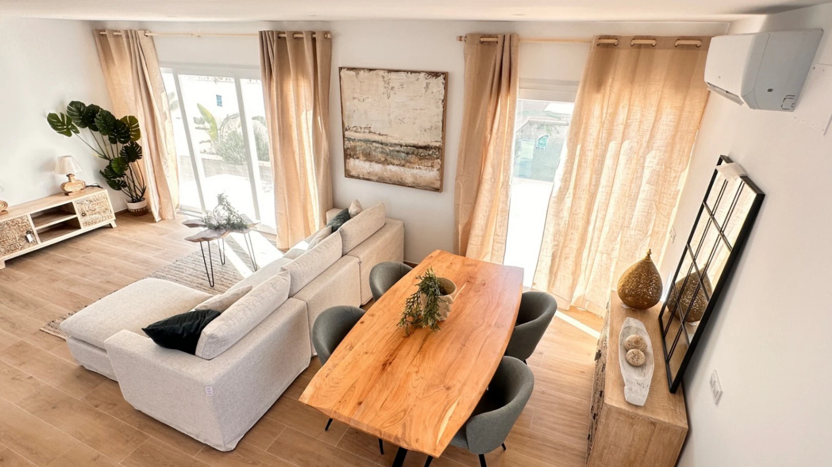 VENTA DE CHALET INDEPENDIENTE (NO ADOSADOS) ALTO STANDING, OBRA NUEVA, EN ZONA DE DENIA