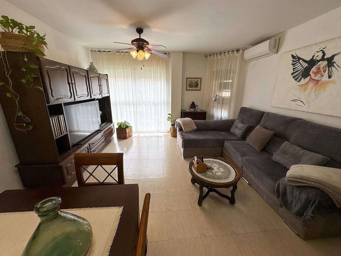 Impecable piso de 121m² con ascensor, garaje y trastero en Av. Miguel Hernández, Dénia.