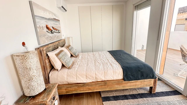 VENTA DE CHALET INDEPENDIENTE (NO ADOSADOS) ALTO STANDING, OBRA NUEVA, EN ZONA DE DENIA