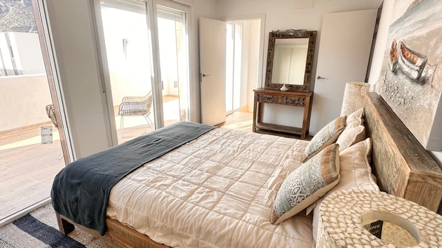 VENTA DE CHALET INDEPENDIENTE (NO ADOSADOS) ALTO STANDING, OBRA NUEVA, EN ZONA DE DENIA