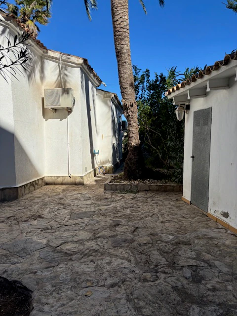 Chalet independiente cerca del mar