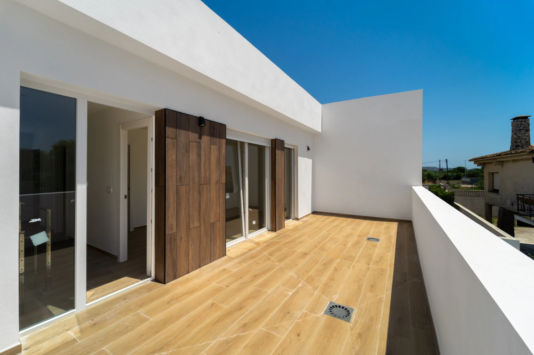 VENTA DE CHALET INDEPENDIENTE (NO ADOSADOS) ALTO STANDING, OBRA NUEVA, EN ZONA DE DENIA