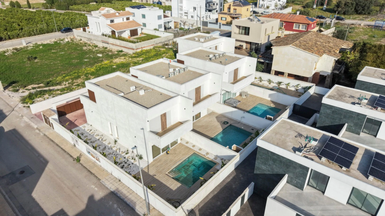 VENTA DE CHALET INDEPENDIENTE (NO ADOSADOS) ALTO STANDING, OBRA NUEVA, EN ZONA DE DENIA