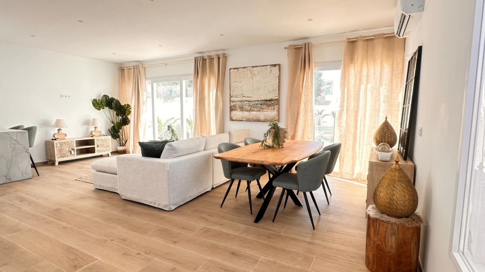 VENTA DE CHALET INDEPENDIENTE (NO ADOSADOS) ALTO STANDING, OBRA NUEVA, EN ZONA DE DENIA