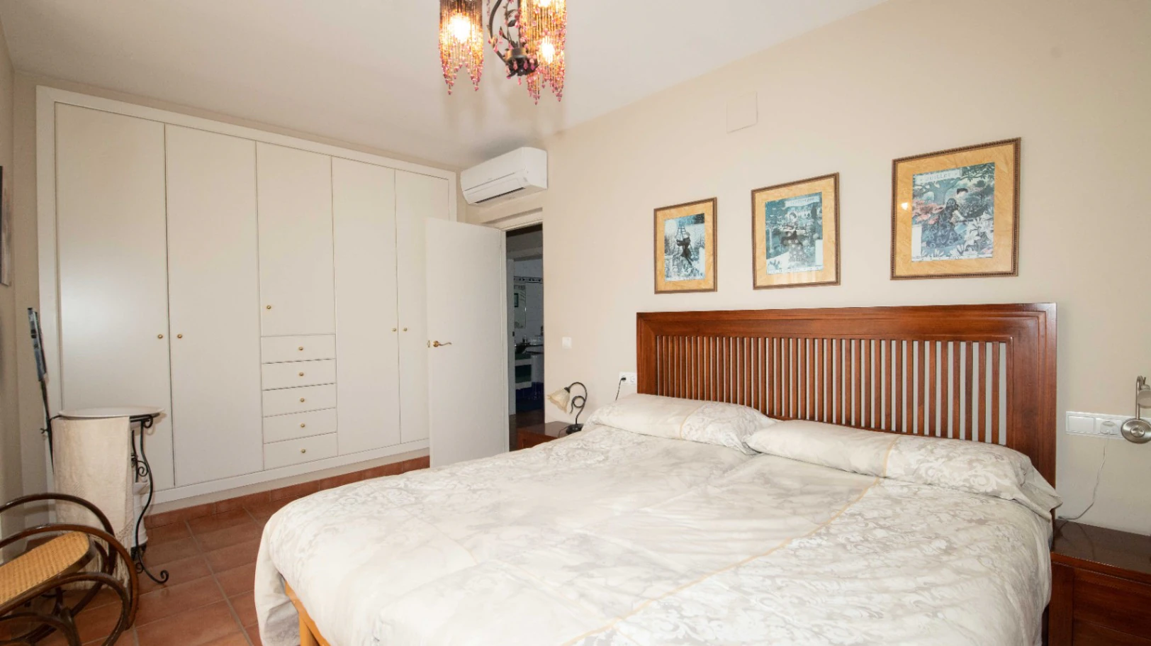 CHALET EN VENTA EN DENIA