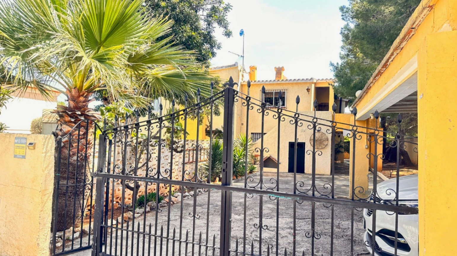Villa на продажа в Denia, Alicante