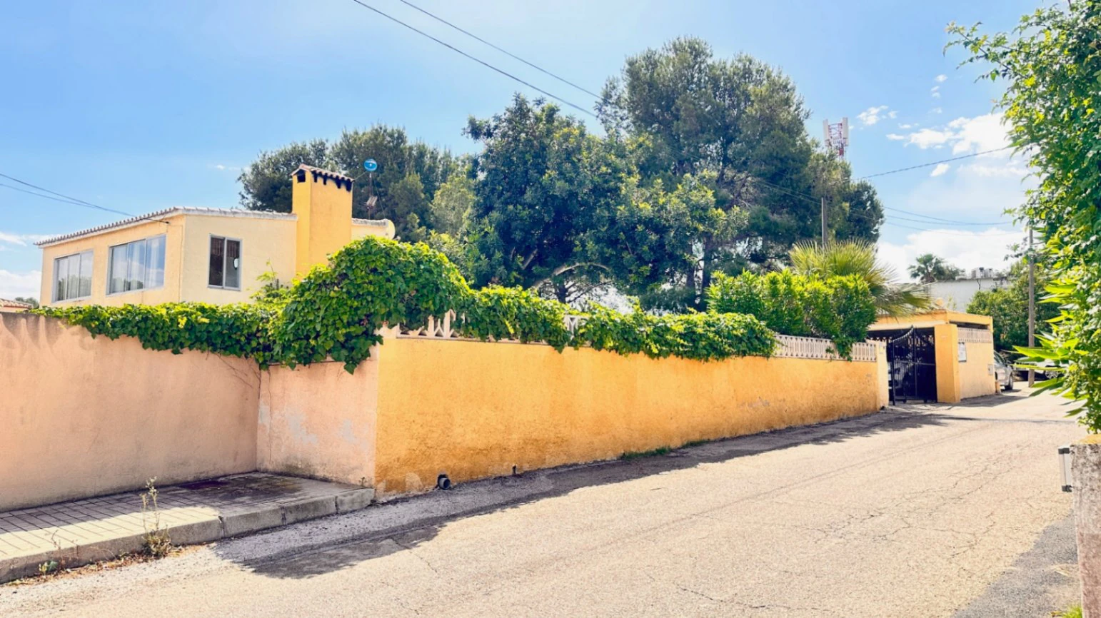 Villa на продажа в Denia, Alicante