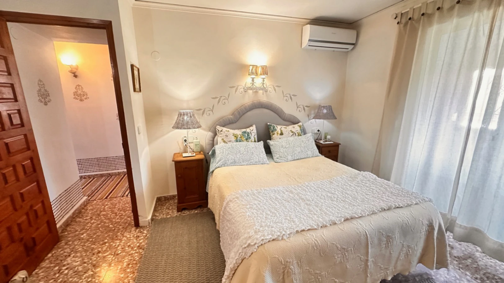 Villa на продажа в Denia, Alicante