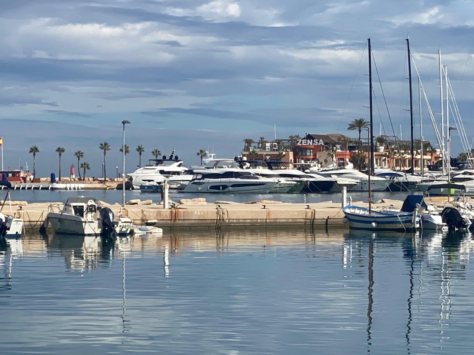 Apartment на продажа в Denia, Alicante