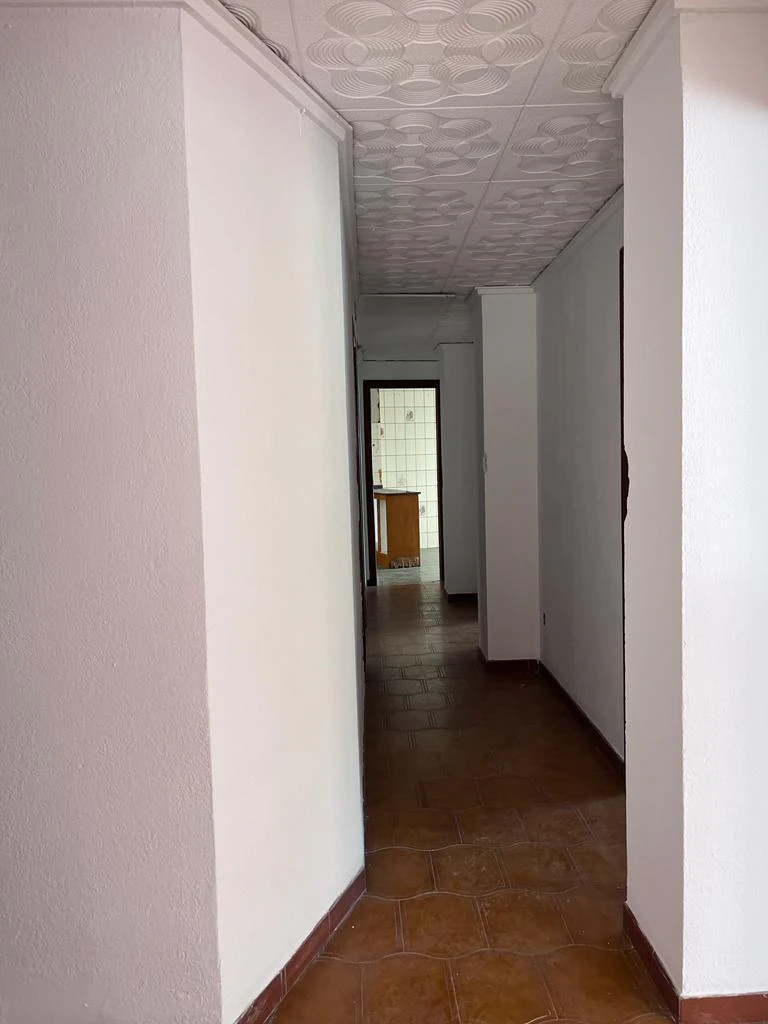 SEHR GERÄUMIGE ZENTRALE WOHNUNG IN DÉNIA