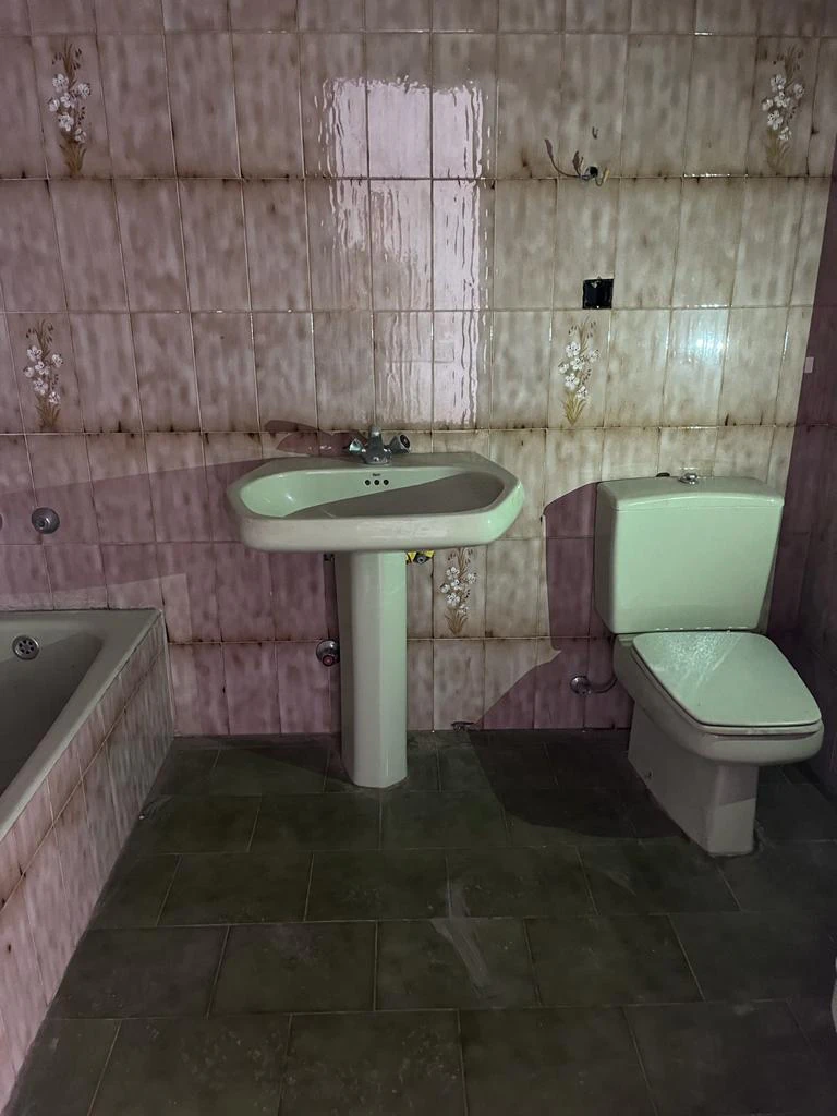 SEHR GERÄUMIGE ZENTRALE WOHNUNG IN DÉNIA