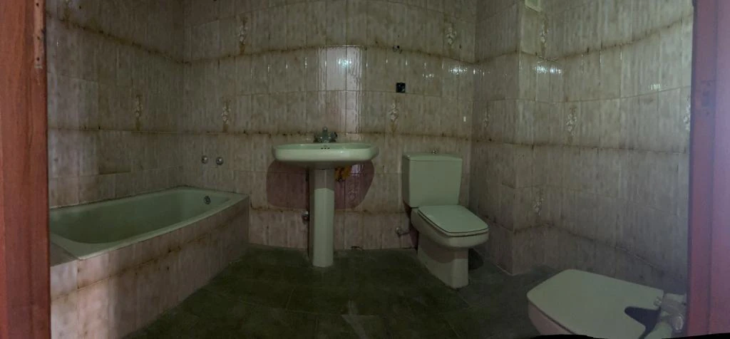 SEHR GERÄUMIGE ZENTRALE WOHNUNG IN DÉNIA