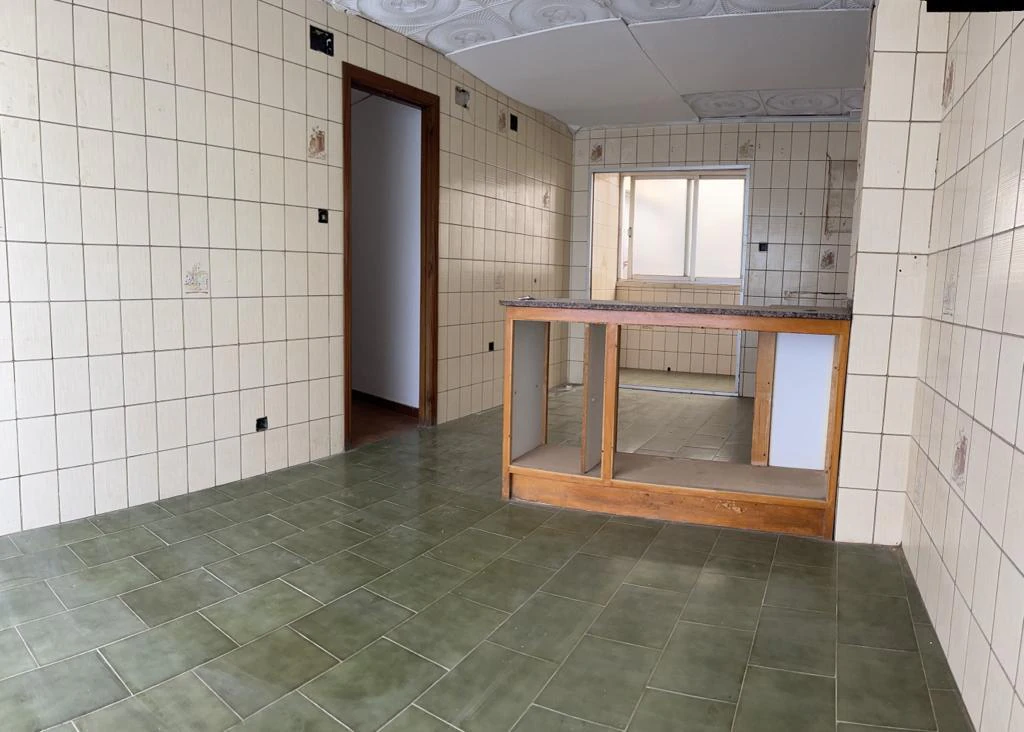 SEHR GERÄUMIGE ZENTRALE WOHNUNG IN DÉNIA
