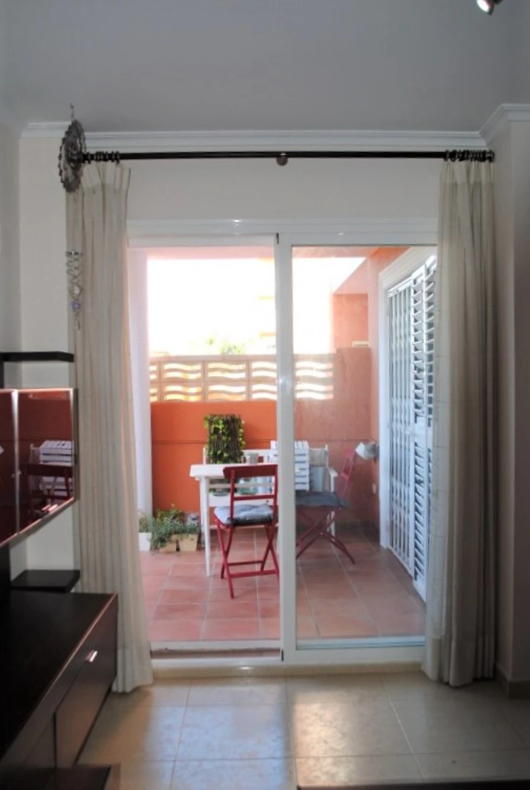 Appartement à Denia en rez-de-chaussée de 2 chambres avec terrasse privée à vendre.
