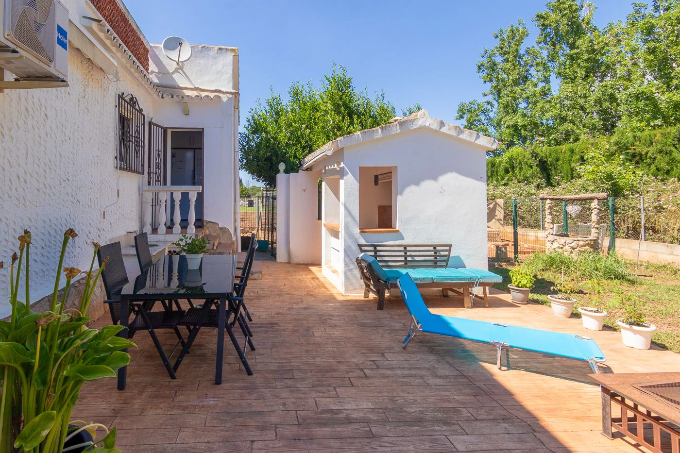 Chalet reformado en zona rústica junto al Hospital de Dénia